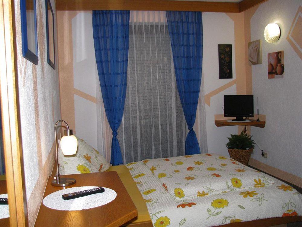 Hotel Erzhausener Hof Kültér fotó