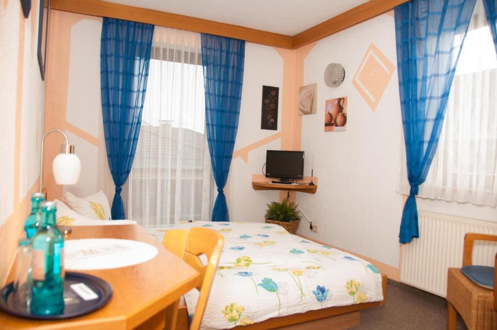 Hotel Erzhausener Hof Kültér fotó